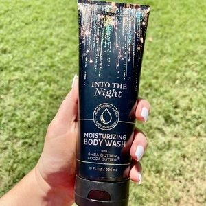 Into The Knight Body Wash✨🖤